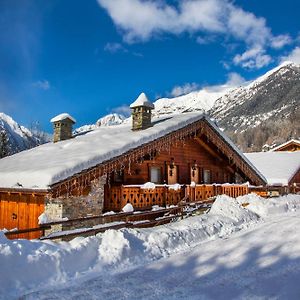 Bijoux Des Alpes - Mont Blanc Village
